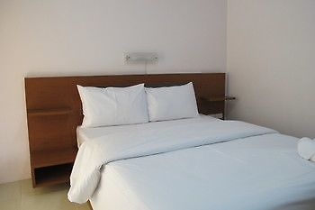 Somjai House Ξενοδοχείο Si Racha Εξωτερικό φωτογραφία
