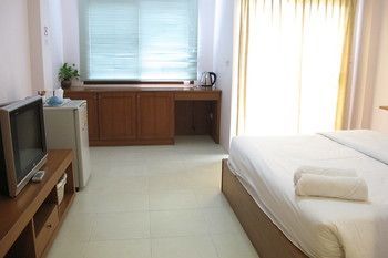 Somjai House Ξενοδοχείο Si Racha Εξωτερικό φωτογραφία